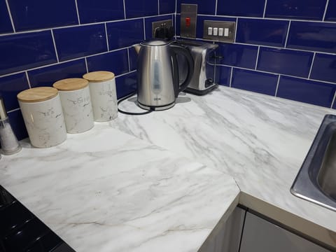 Room | Private kitchen | Electric kettle