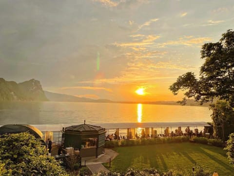 2 restaurants, Regional cuisine