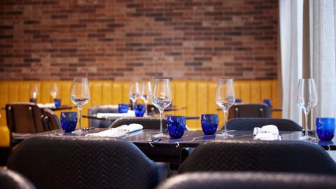 Daily buffet breakfast (GBP 25 per person)