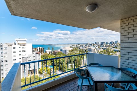 Apartment, 3 Bedrooms, Ocean View (1 Queen & 4 Singles) | Balcony view