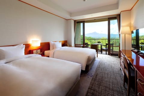 Prince Vacation Club Twin Room Non-Smoking | In-room safe, desk, laptop workspace, blackout drapes