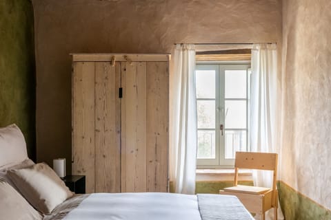 Apartment Casa G | Premium bedding, down comforters, individually decorated, soundproofing