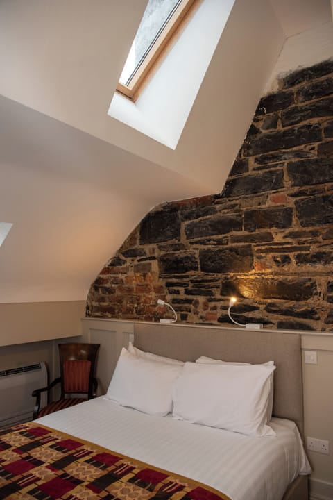 Standard Room | Free WiFi