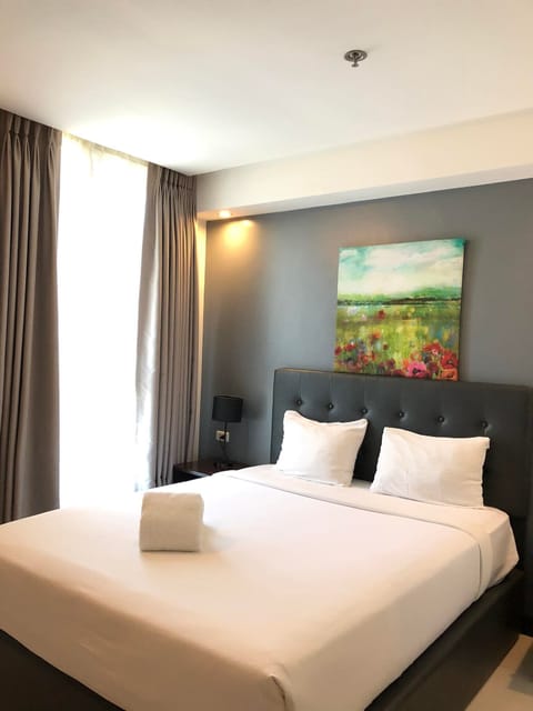 Standard Room | Premium bedding, pillowtop beds, desk, laptop workspace