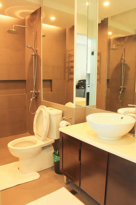 Standard Room | Bathroom amenities | Shower, hair dryer, towels