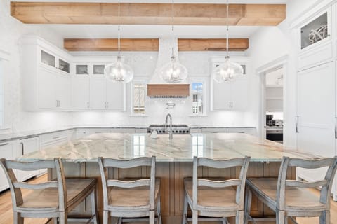 House, Multiple Bedrooms | Private kitchen | Fridge, oven, coffee/tea maker, toaster