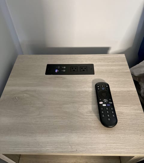 Deluxe Suite, Ensuite (Chicago) | Room amenity