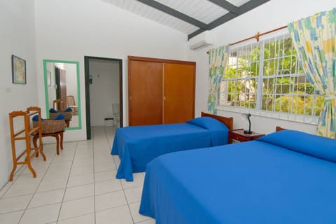 Cottage, 1 Bedroom, Beach View | In-room safe, free cribs/infant beds, free WiFi, bed sheets