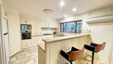 Family House | Private kitchen | Fridge, microwave, oven, stovetop