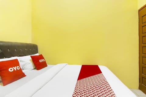 Deluxe Double Room | Desk, laptop workspace, free WiFi, bed sheets