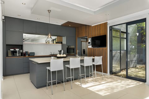 Luxury Villa | Private kitchen | Fridge, microwave, oven, stovetop