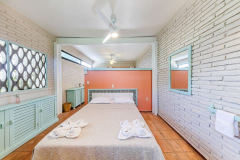 Comfort Studio, 1 Queen Bed, Balcony | In-room safe, free WiFi, bed sheets