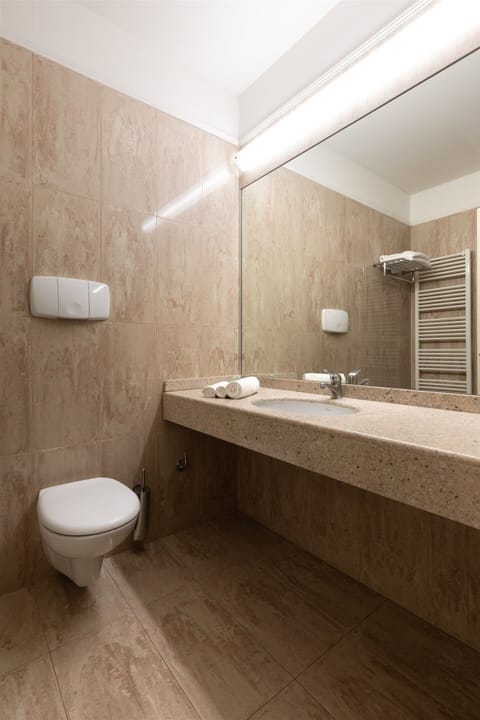 Free toiletries, hair dryer, towels