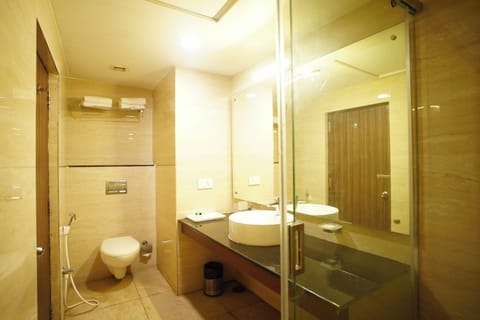 Premium Room | Bathroom