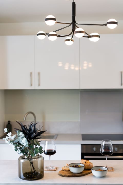 City Apartment | Private kitchen | Full-size fridge, microwave, oven, stovetop