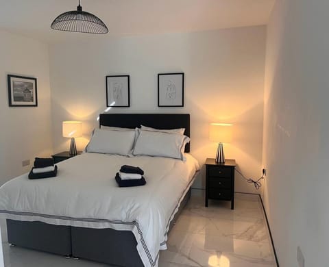 Cottage | 2 bedrooms, iron/ironing board, free WiFi, bed sheets