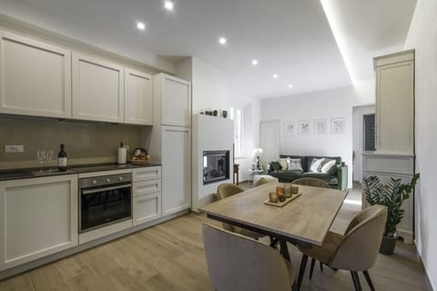 Apartment | Private kitchen | Full-size fridge, oven, stovetop, dishwasher