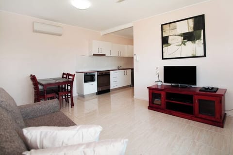 Panoramic Apartment, 2 Bedrooms, Non Smoking, Ocean View | Living area | LED TV