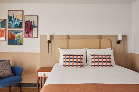 Premium Room | In-room safe, soundproofing, iron/ironing board, free WiFi