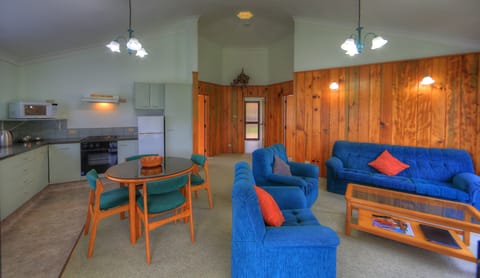 Family Cottage, 2 Bedrooms, Mountain View | Living area | 40-cm flat-screen TV with digital channels, TV, DVD player