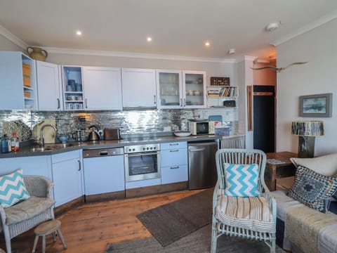 Fridge, dishwasher, electric kettle, toaster