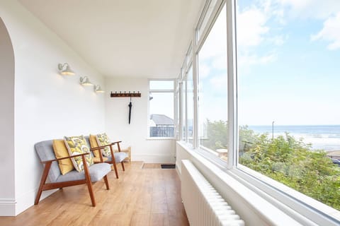 House | 3 bedrooms, desk, Internet