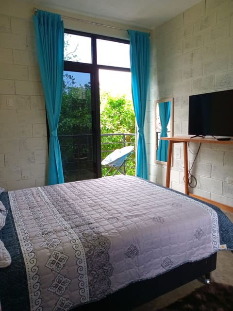 Classic Room, 1 Bedroom, Balcony | Laptop workspace, free WiFi, bed sheets