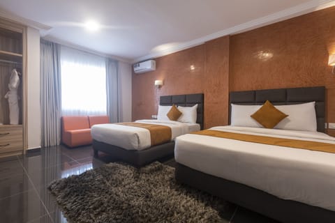 Deluxe Twin Room | Premium bedding, minibar, in-room safe, desk