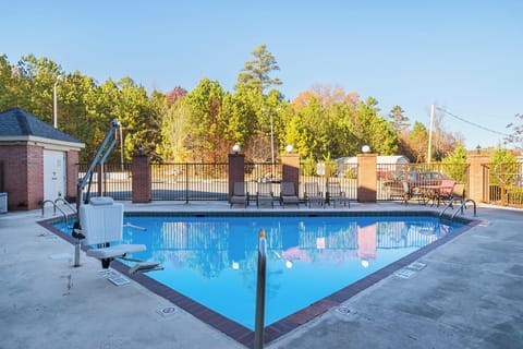 Seasonal outdoor pool