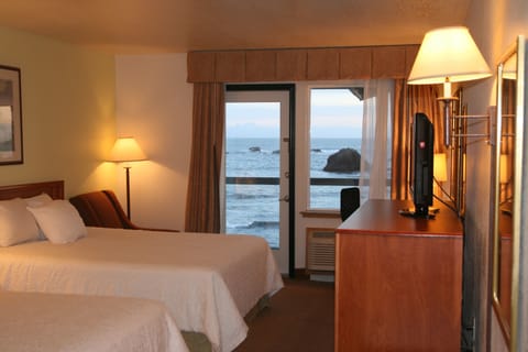 Oceanfront Balcony Double Queen Room | View from room