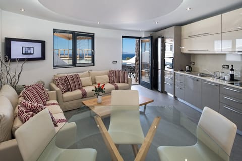 Elea Home outdoor Plunge Pool | Living area | TV