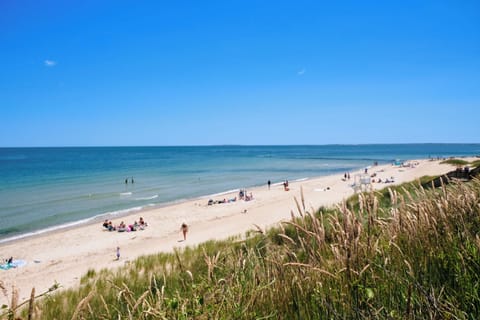 Beach nearby, beach towels