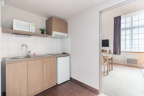 Superior Apartment, 1 Bedroom | Private kitchen | Fridge, microwave, stovetop, coffee/tea maker