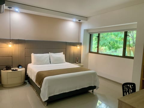 Superior Room | Minibar, in-room safe, free WiFi, bed sheets