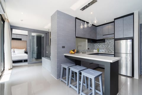 Exclusive Condo | Private kitchen | Electric kettle