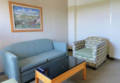 Suite, 1 Bedroom | In-room safe, desk, iron/ironing board, free cribs/infant beds