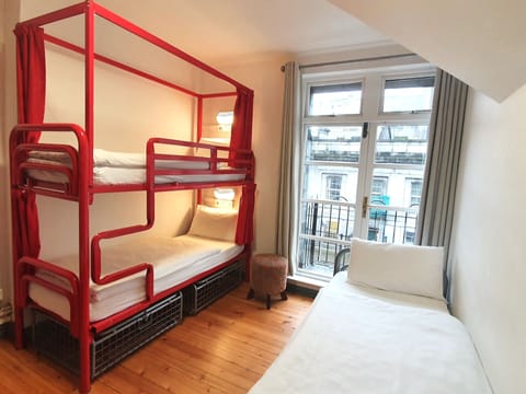 Bed in 5-Person Female Shared Dormitory | Free WiFi, bed sheets