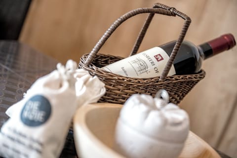 Premium Room, 1 Bedroom | Minibar, desk, soundproofing, free WiFi