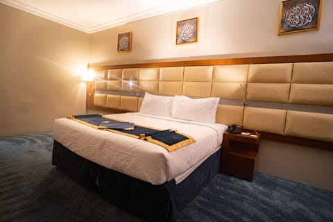 Superior Twin Room | In-room safe, soundproofing, iron/ironing board, free WiFi