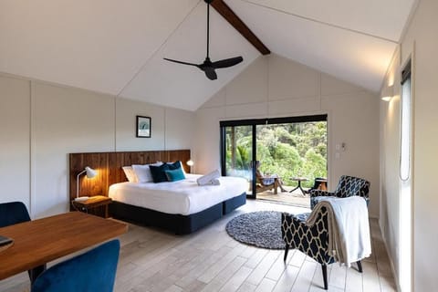 Deluxe Studio, Balcony, Garden View | Blackout drapes, soundproofing, free WiFi, wheelchair access