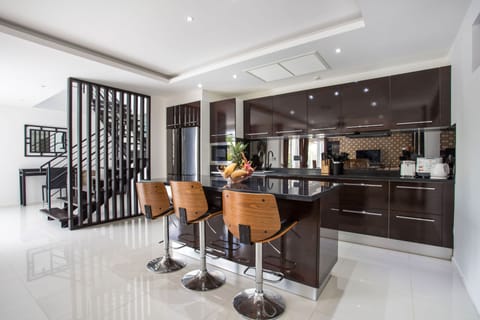 Design Villa | Private kitchen | Electric kettle, toaster