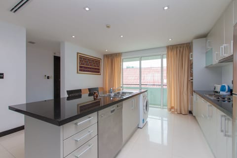 Family Penthouse, 3 Bedrooms, Sea View, Executive Level | Private kitchen | Electric kettle, highchair