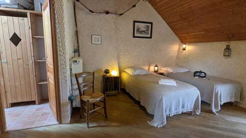 Traditional Double or Twin Room | Premium bedding, individually decorated, individually furnished, desk