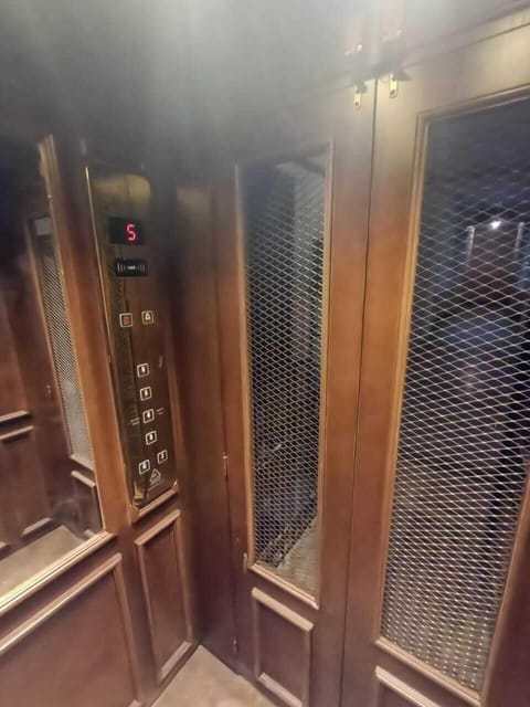 Elevator