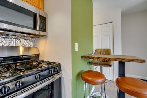 Apartment (1 Bedroom) | Private kitchen | Microwave, oven, stovetop, dishwasher