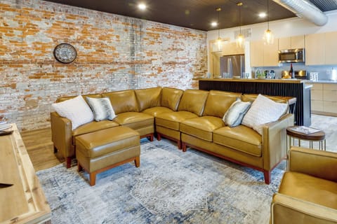 Apartment (2 Bedrooms) | Front of property