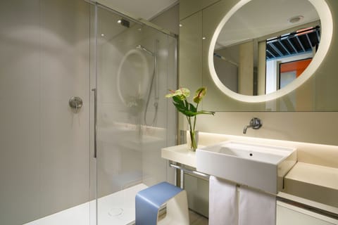 Free toiletries, hair dryer, bidet, towels