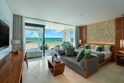 Luxury Suite, Ocean View | Minibar, in-room safe, desk, laptop workspace