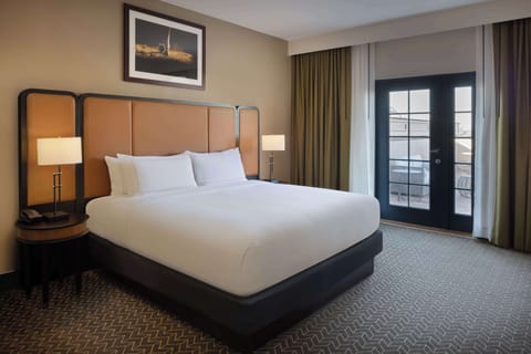 Two Room Conference Suite, 1 King Bed | Premium bedding, in-room safe, blackout drapes, iron/ironing board