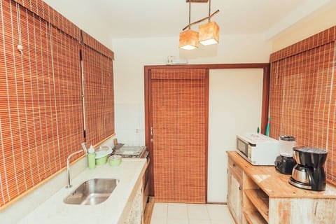 Apartment | Private kitchen | Full-size fridge, microwave, oven, stovetop